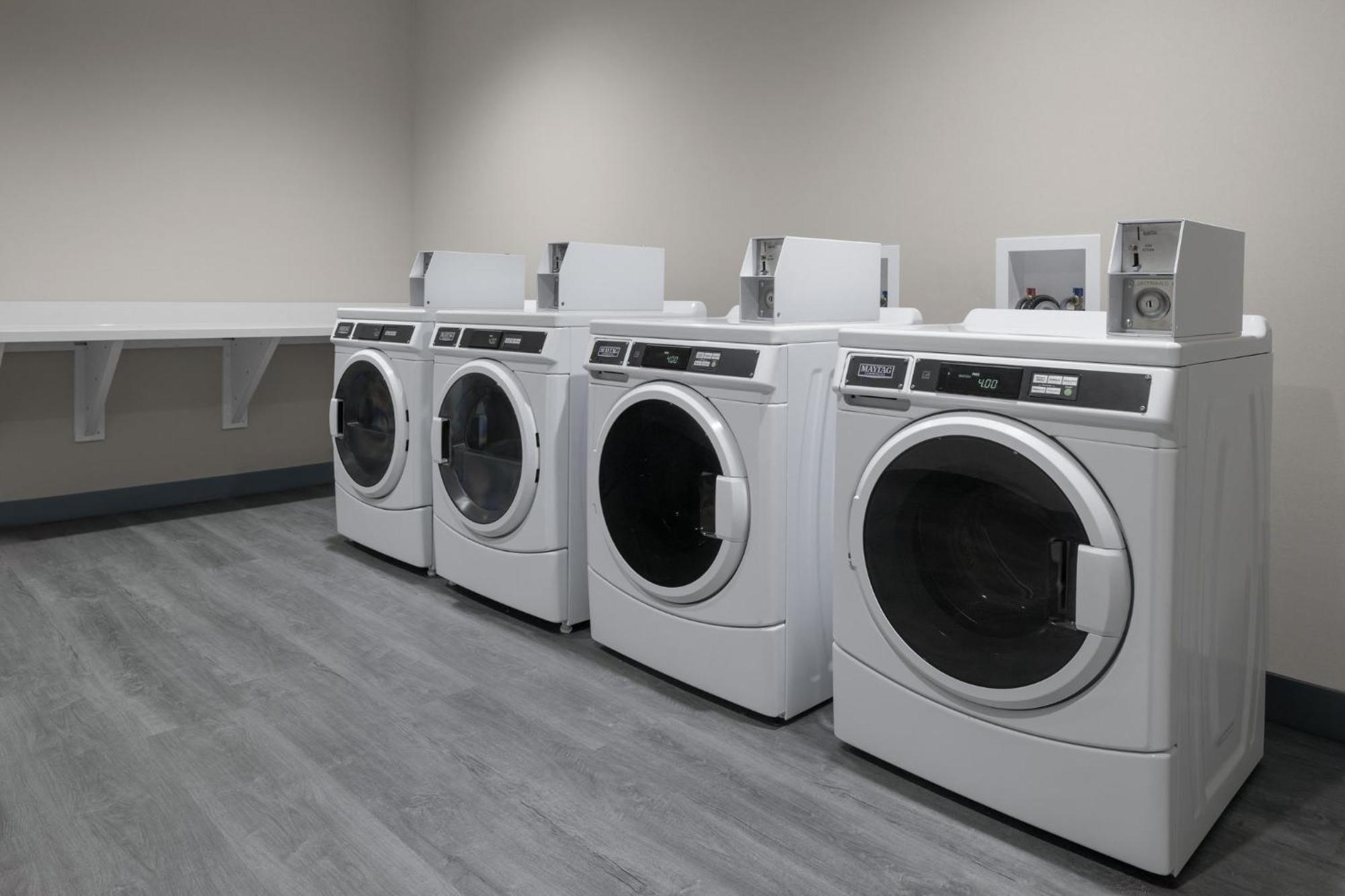 Holiday Inn Express & Suites Midland Loop 250 By Ihg Eksteriør bilde
